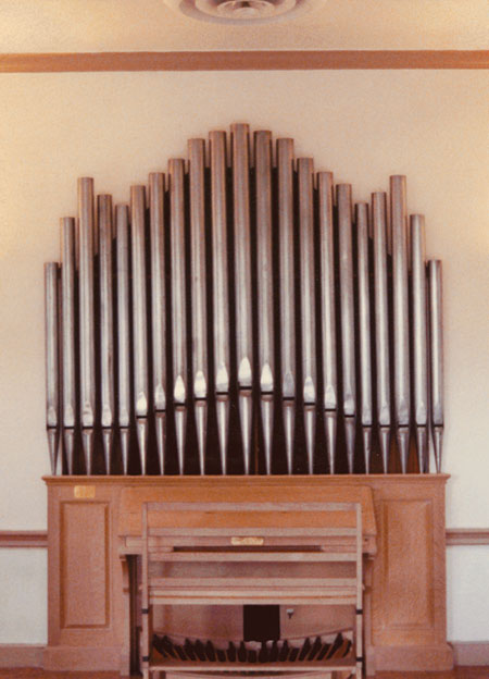 Warm Springs Roosevelt Chapel tracker organ